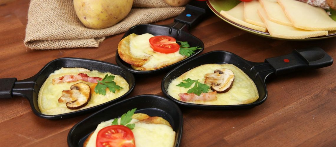 Comment bien digérer une raclette : les conseils d'un gastro-entérologue