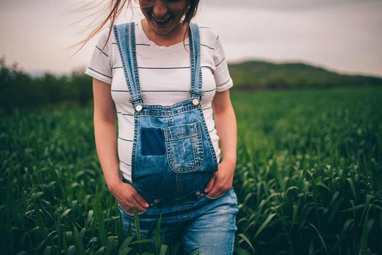 Maladie de Lyme : comment se protéger des tiques pendant la grossesse ?