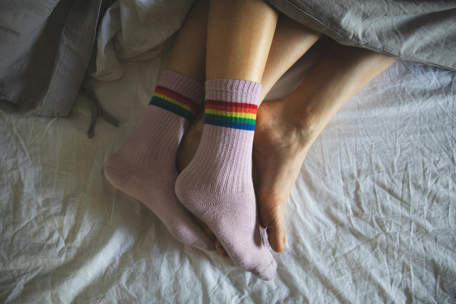 Faut-il, oui ou non, dormir avec des chaussettes ?