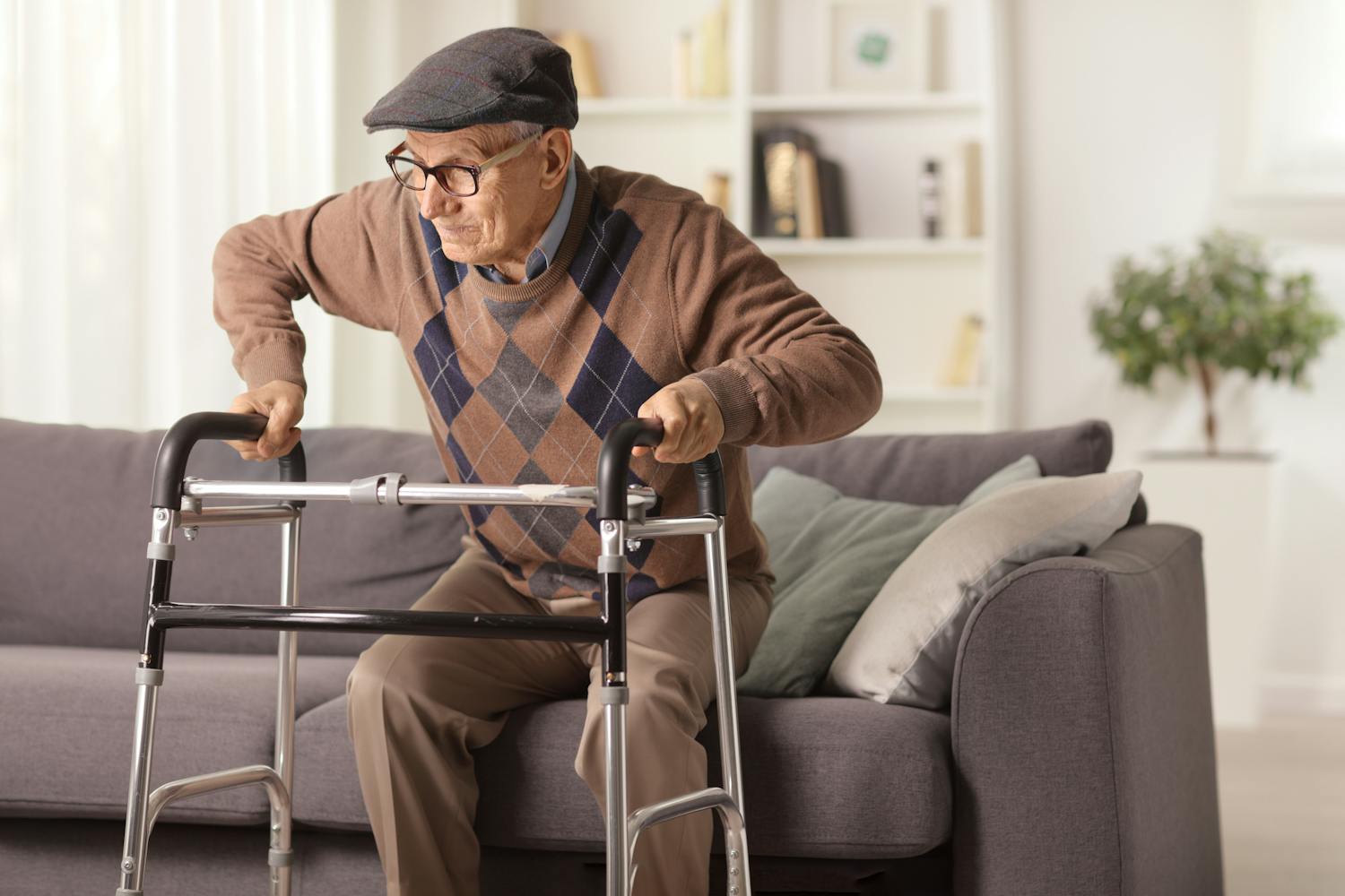 Fracture du bassin : causes, symptômes et prise en charge