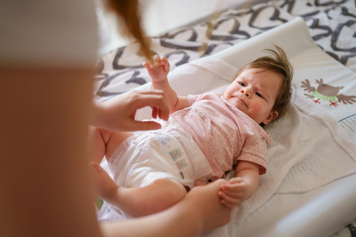 Érythème fessier : tout savoir sur les fesses rouges du nourrisson